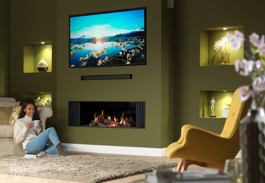WILDFIRE RAVEL 1500 Media Wall Balanced Flue