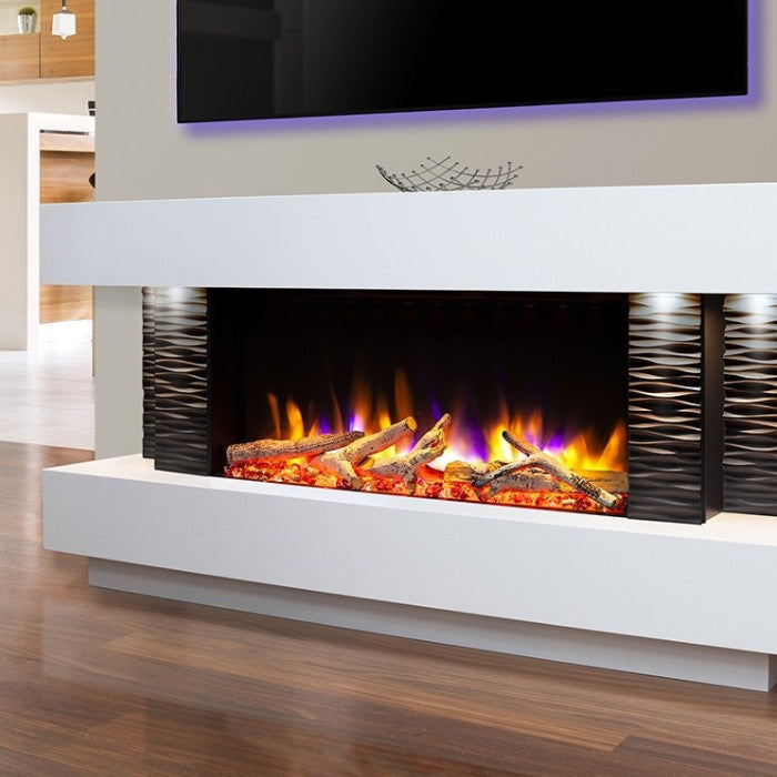 Celsi Ultiflame VR Toronto 800 Illumia Suite