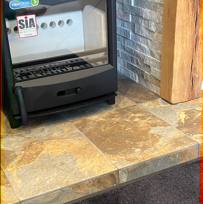 Fireline FQ5 wide stove package with oak beam